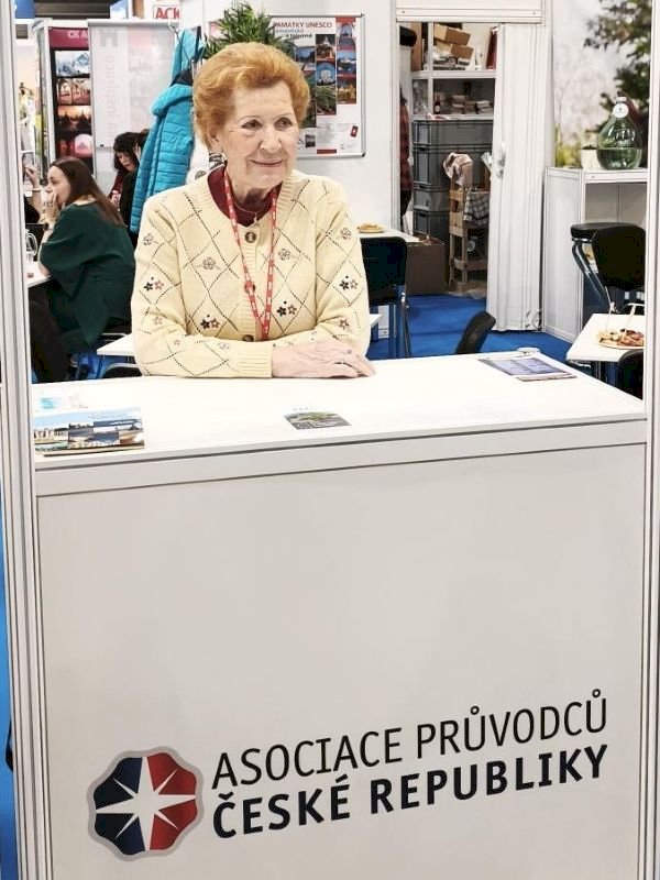 Vyšehradský hřbitov - provází PhDr. Olga Žáková