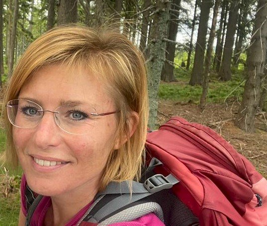 Výlet za krkonošskou tundrou, lučními enklávami, nekonečnými výhledy na Krkonoše s možností ochutnat lokální produkty - Ing. Marie Koláčková